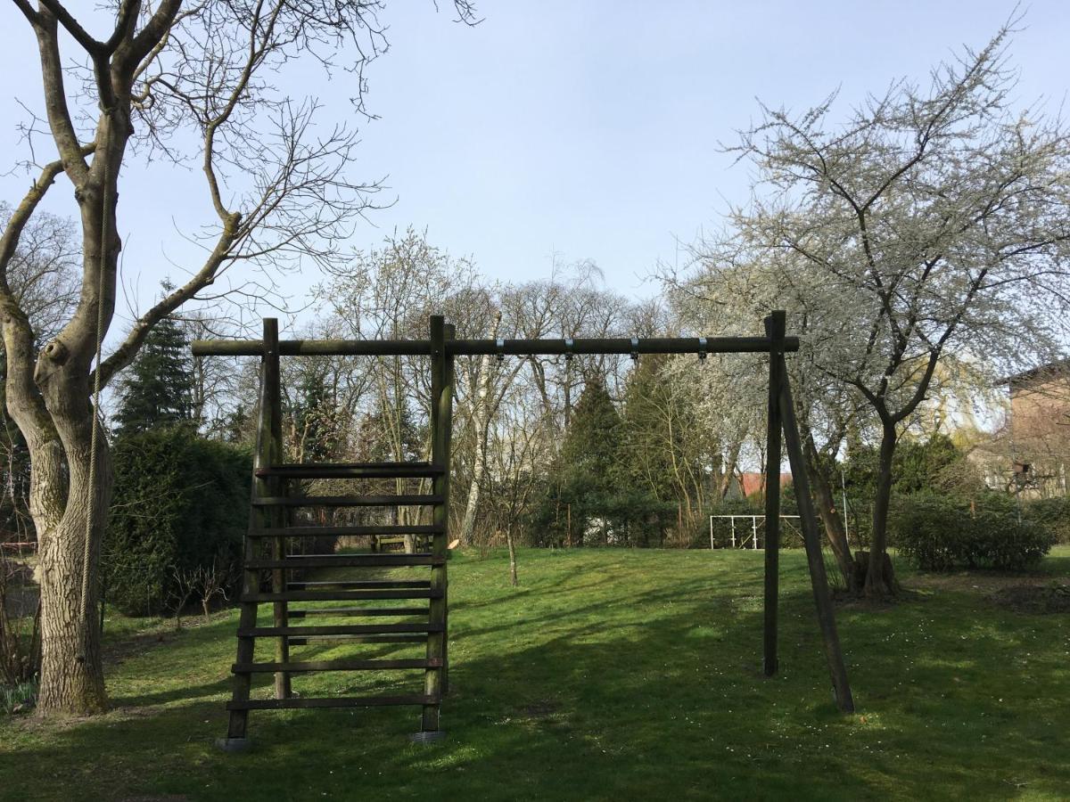 Ferienwohnung Kastanienblick Oder Parkblick, Oder Unser Radlerzimmer! Ziethen  Buitenkant foto